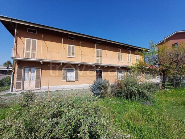 casa indipendente in vendita a Ciriè