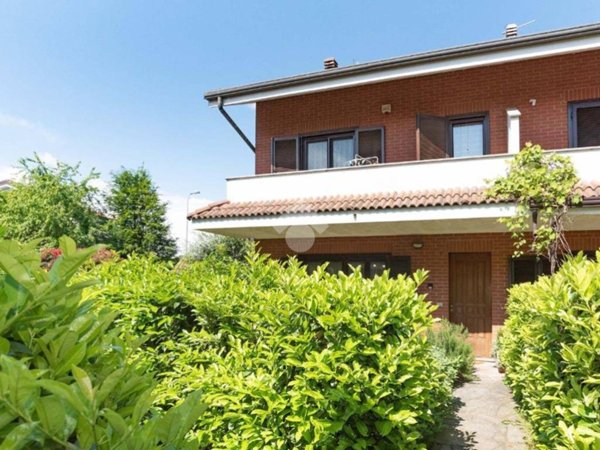 casa indipendente in vendita a Ciriè