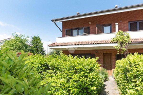 casa indipendente in vendita a Ciriè