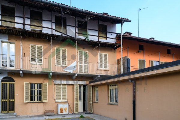 casa indipendente in vendita a Ciriè