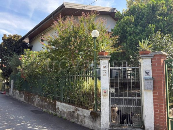 casa indipendente in vendita a Ciriè