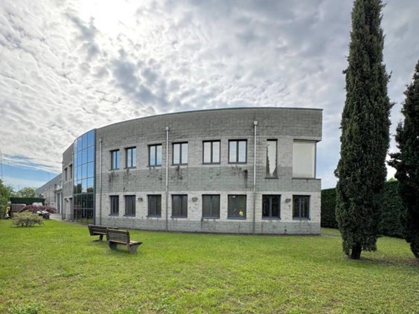 locale commerciale in vendita a Ciriè
