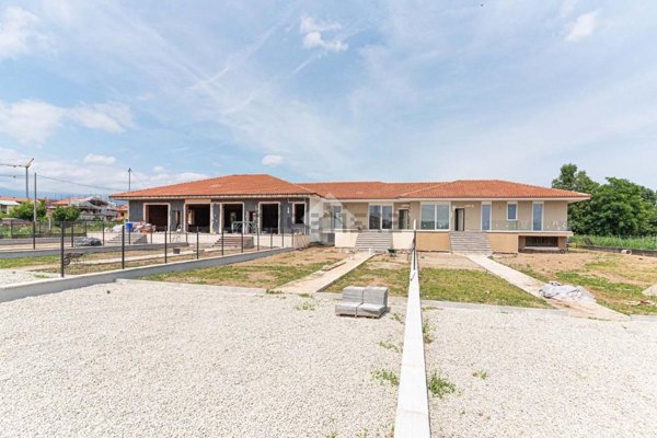 casa indipendente in vendita a Ciriè