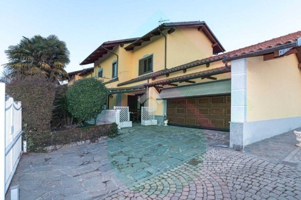 casa indipendente in vendita a Ciriè