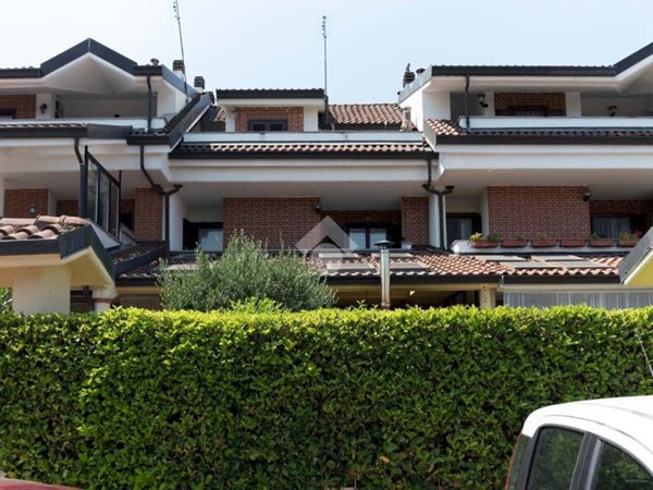 casa indipendente in vendita a Ciriè