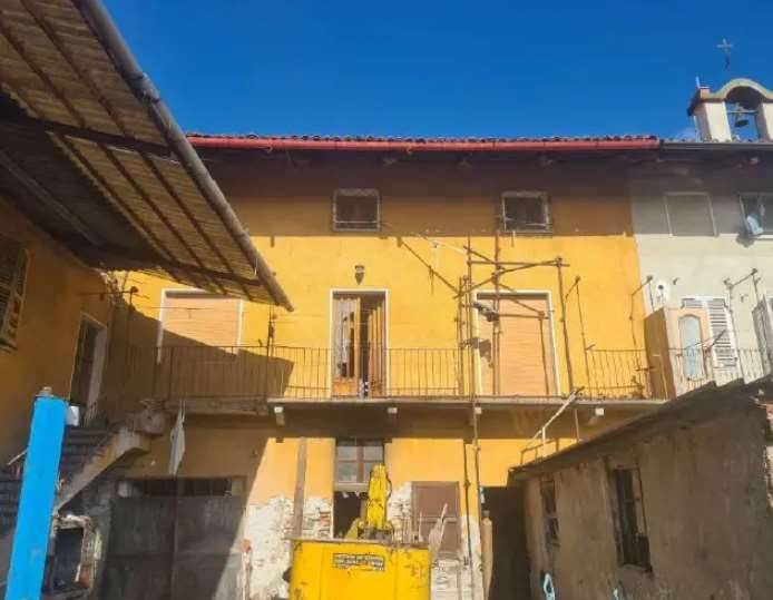 casa indipendente in vendita a Ciriè