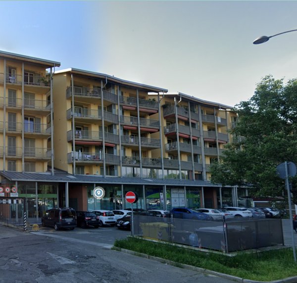 negozio in vendita a Ciriè