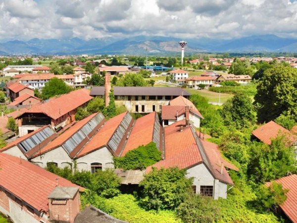 intera palazzina in vendita a Ciriè