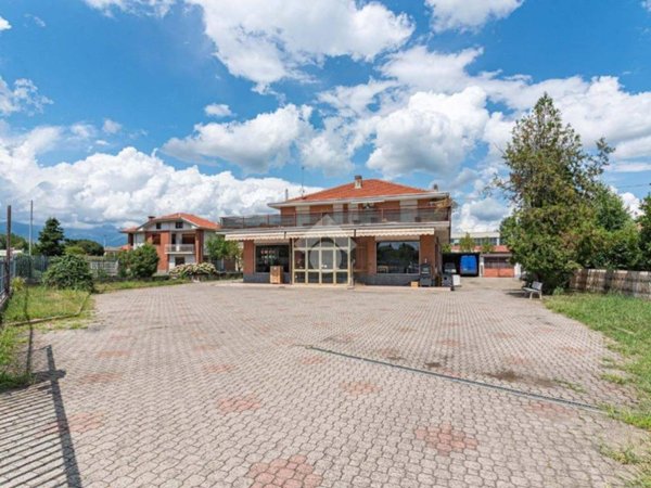 casa indipendente in vendita a Ciriè