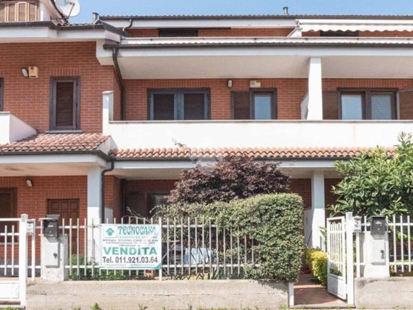 casa indipendente in vendita a Ciriè