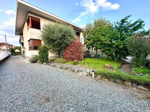 casa indipendente in vendita a Ciriè