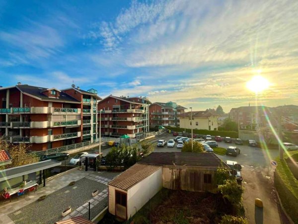 casa indipendente in vendita a Ciriè