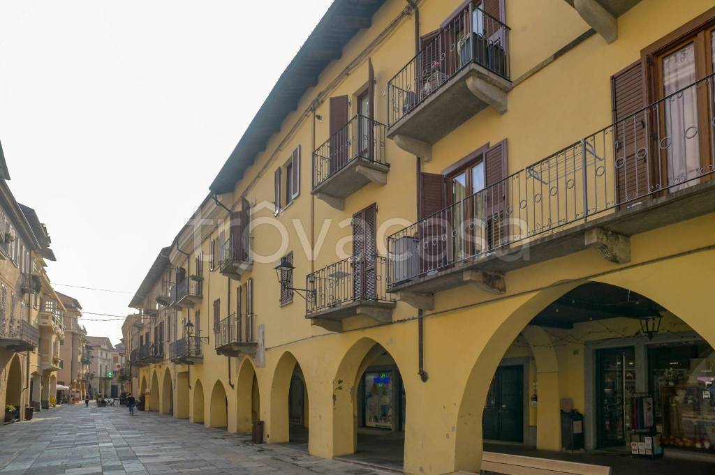 negozio in vendita a Ciriè