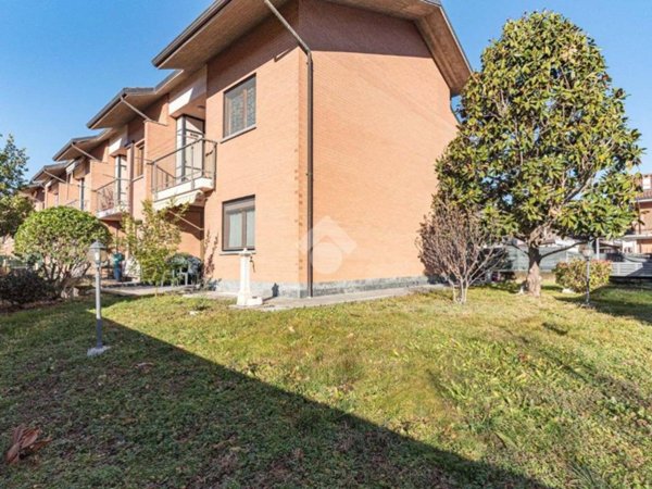 casa indipendente in vendita a Ciriè