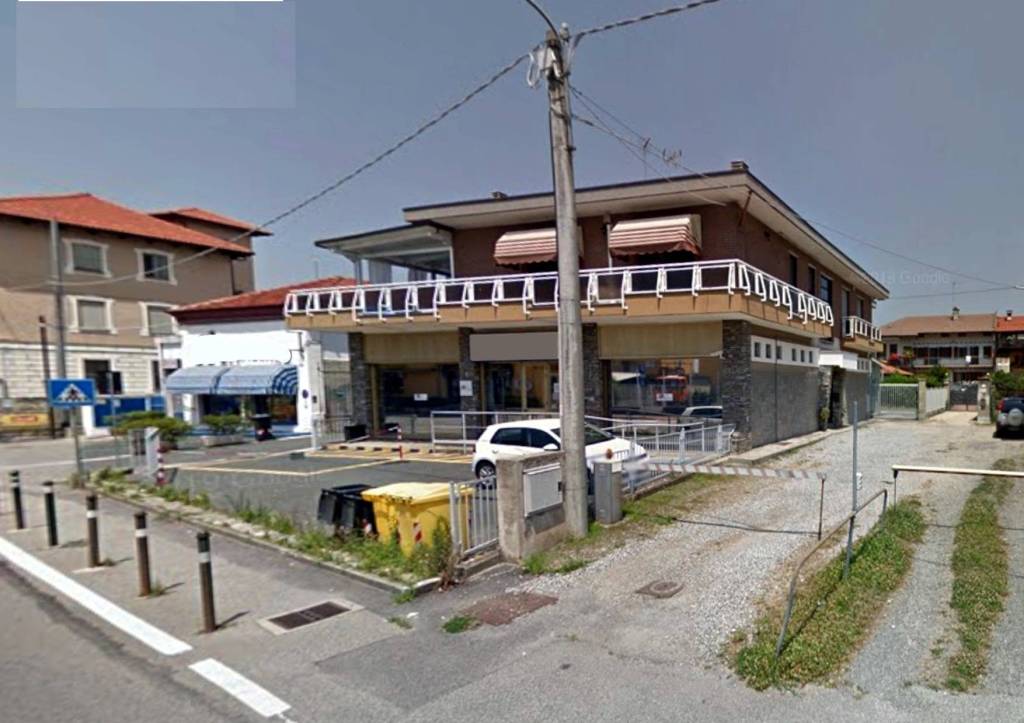 locale commerciale in vendita a Ciriè