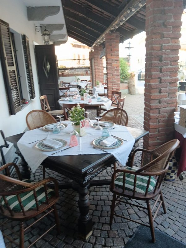 negozio in vendita a Ciriè