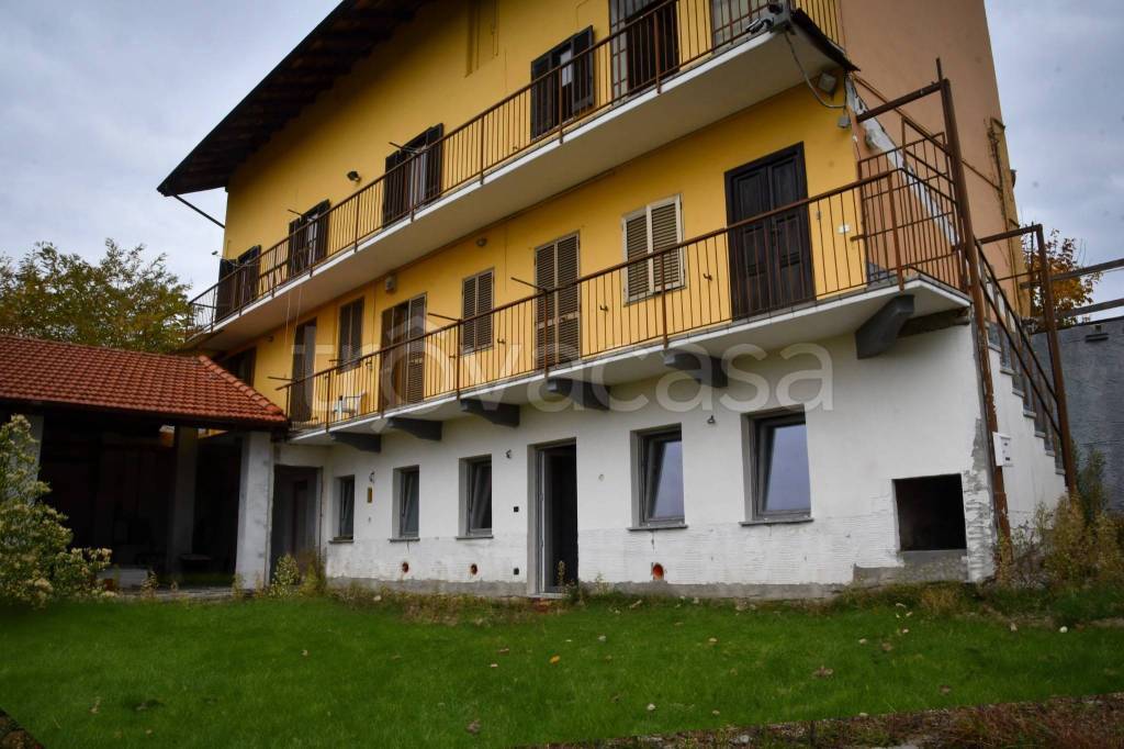 casa indipendente in vendita a Ciriè