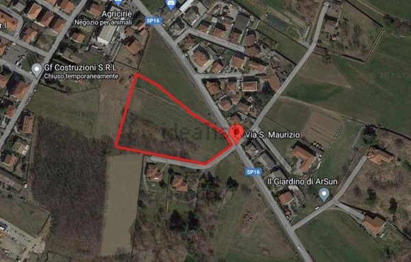 locale commerciale in vendita a Ciriè