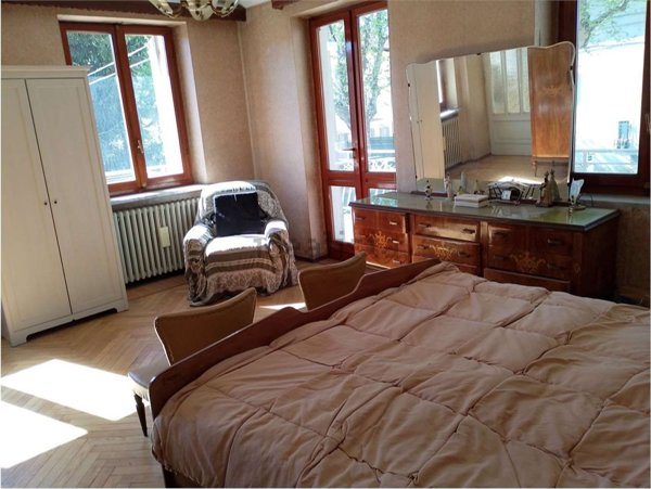 casa indipendente in vendita a Ciriè