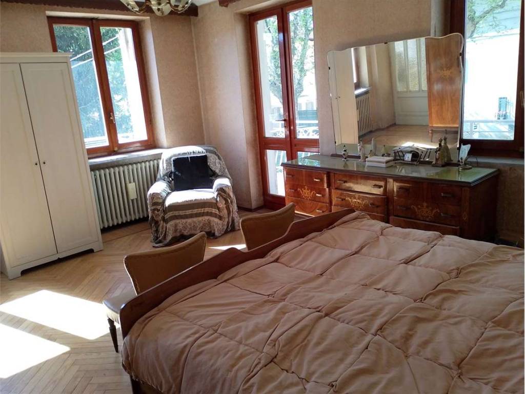 casa indipendente in vendita a Ciriè