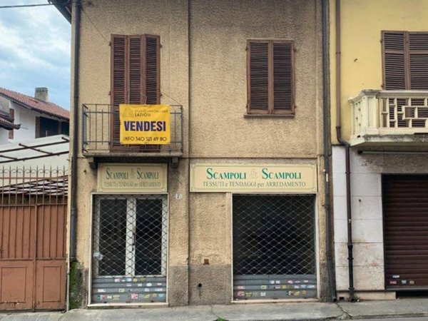 casa indipendente in vendita a Ciriè