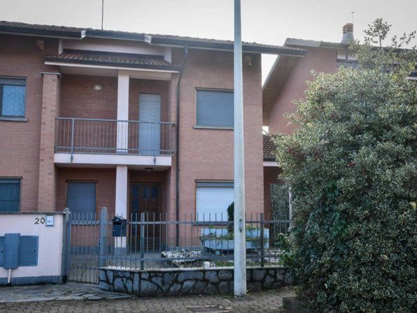 casa indipendente in vendita a Ciriè
