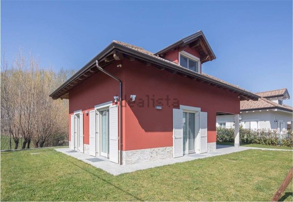 casa indipendente in vendita a Ciriè in zona Devesi