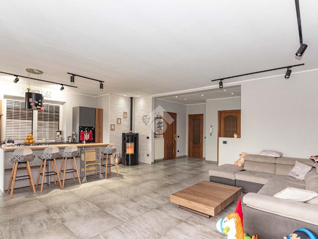 casa indipendente in vendita a Ciriè