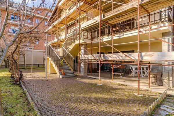 casa indipendente in vendita a Ciriè