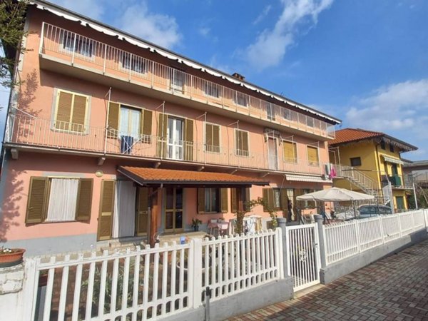 casa indipendente in vendita a Ciriè