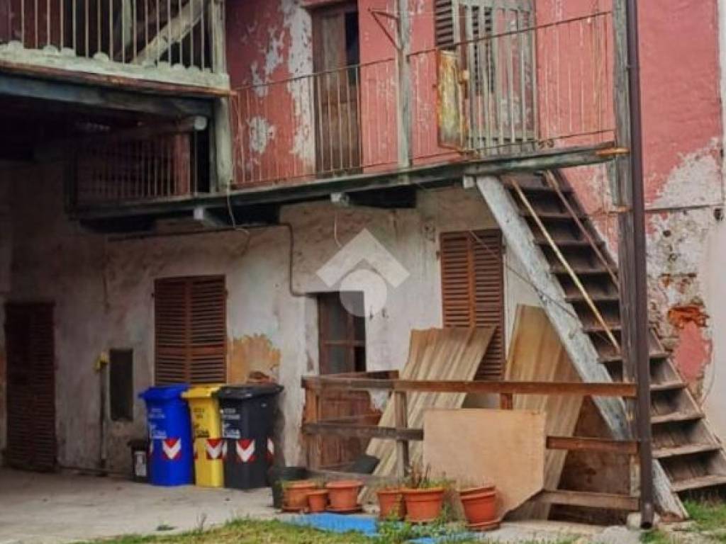 casa indipendente in vendita a Ciriè