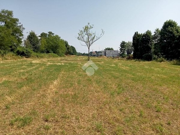 terreno edificabile in vendita a Ciriè