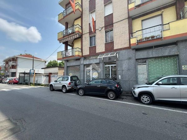 negozio in vendita a Ciriè
