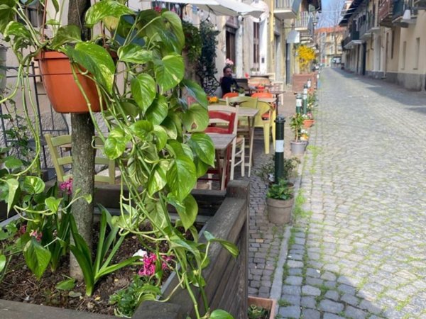 negozio in vendita a Ciriè