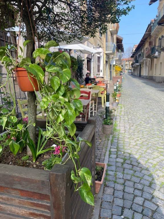 negozio in vendita a Ciriè