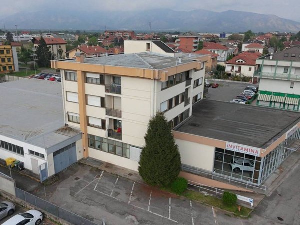 intera palazzina in vendita a Ciriè