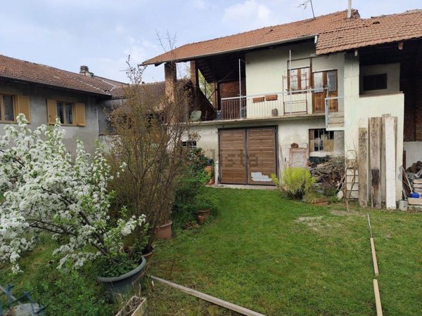 casa semindipendente in vendita a Ciriè