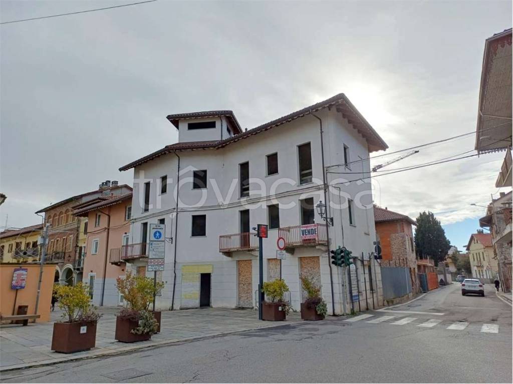 intera palazzina in vendita a Ciriè
