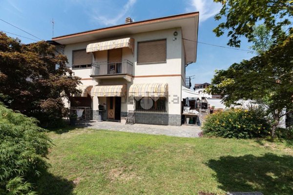 casa semindipendente in vendita a Ciriè