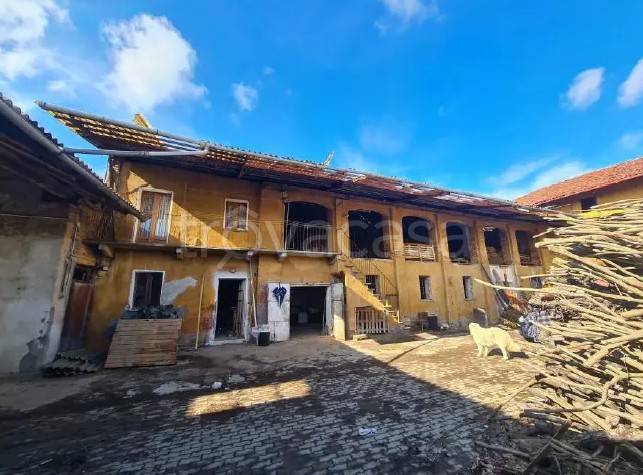 casa semindipendente in vendita a Ciriè