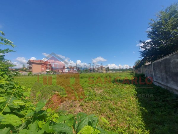 terreno edificabile in vendita a Ciriè