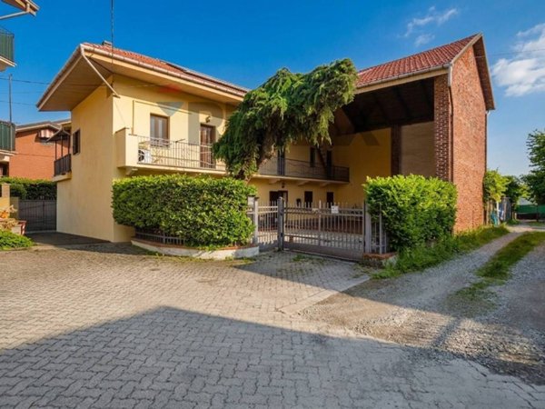 casa indipendente in vendita a Ciriè