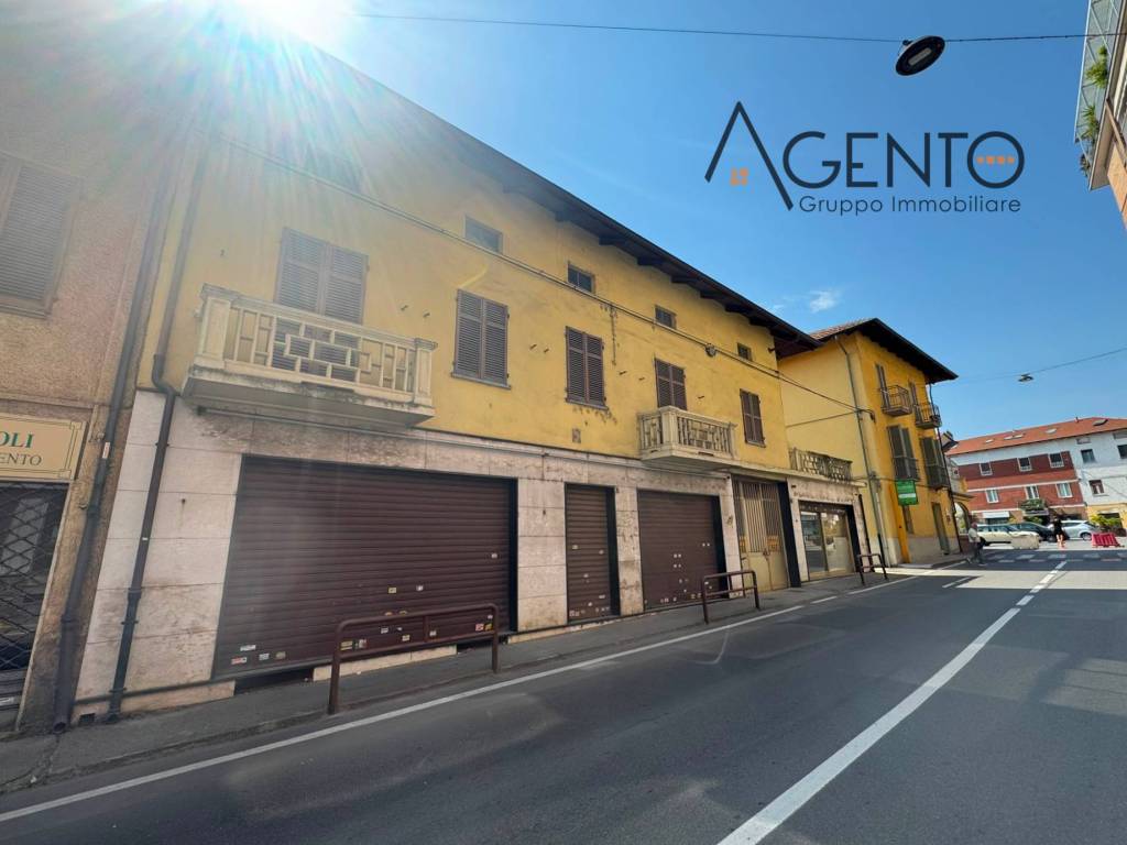 intera palazzina in vendita a Ciriè