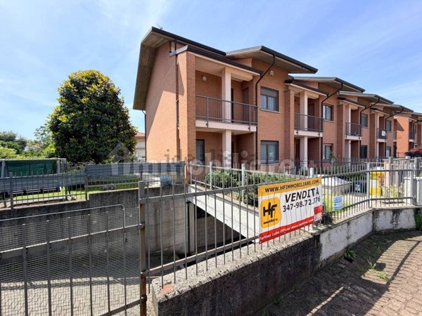 casa indipendente in vendita a Ciriè
