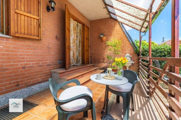 casa indipendente in vendita a Ciriè