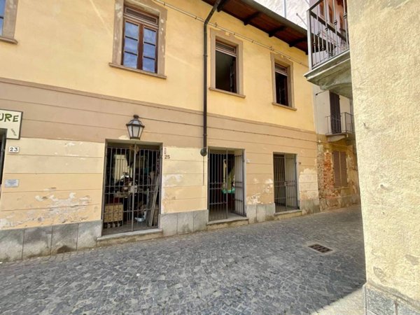 casa indipendente in vendita a Ciriè