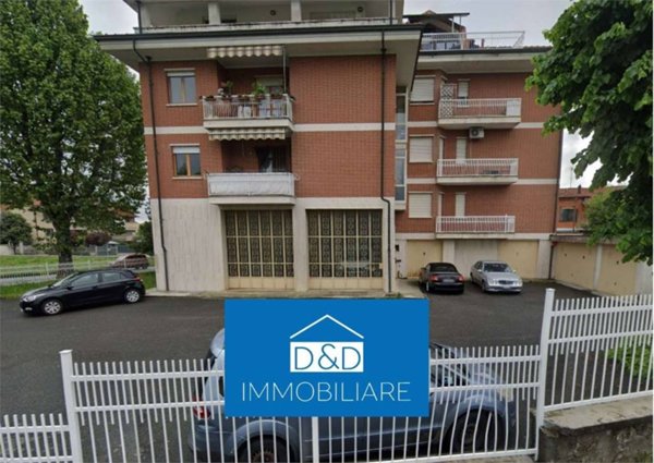 locale commerciale in vendita a Ciriè