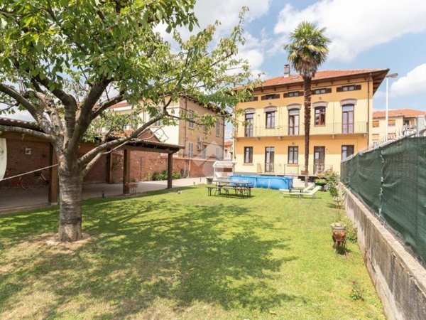 casa indipendente in vendita a Ciriè