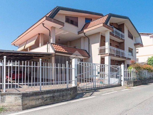 casa indipendente in vendita a Ciriè