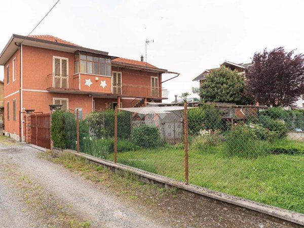casa indipendente in vendita a Ciriè